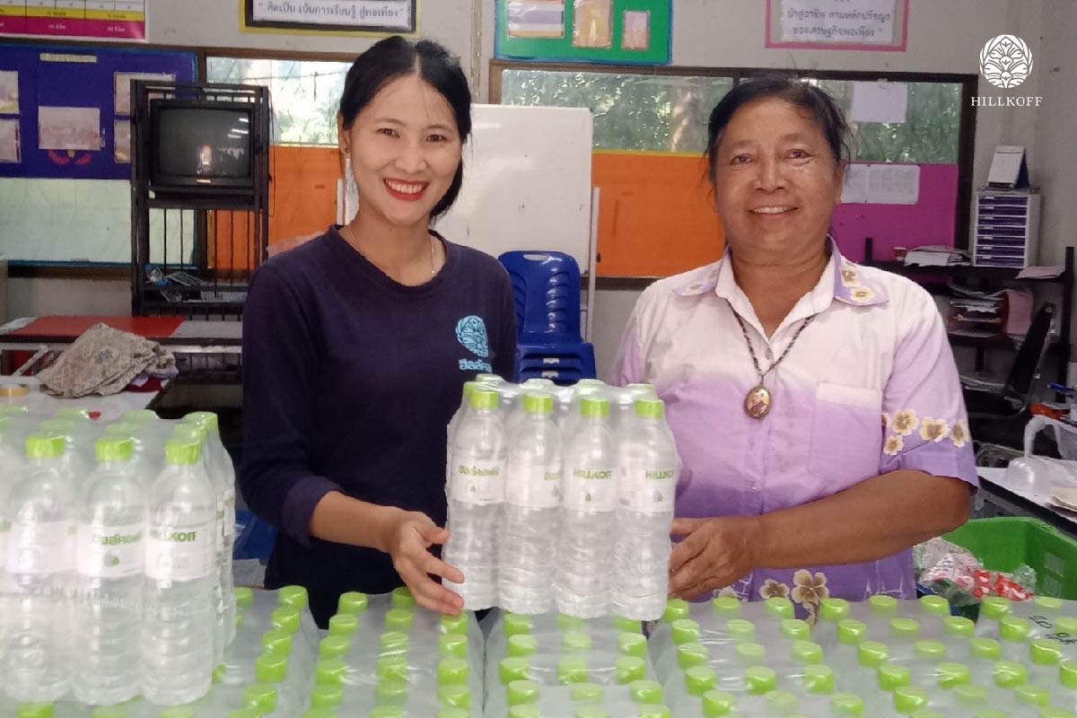 You are currently viewing ฮิลล์คอฟฟ์ และสมาชิกกลุ่มแม่แตง SDGsPGS ร่วมแรงส่งน้ำใจ ช่วยเหลือผู้ประสบภัยน้ำท่วม อ.แม่อาย / แม่แตง จ.เชียงใหม่